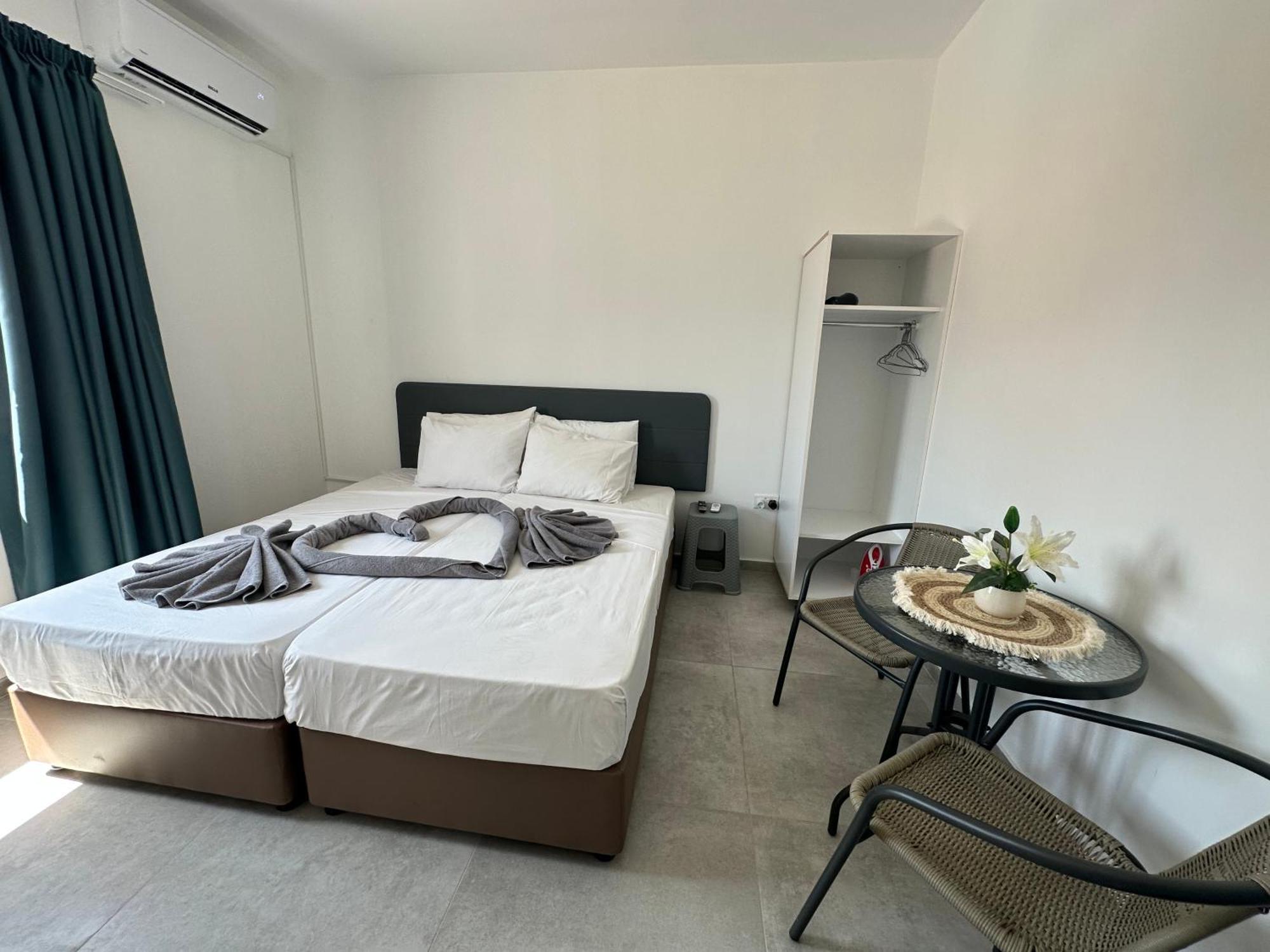 Sun Plaza Suites - Adults Only Айя-Напа Экстерьер фото