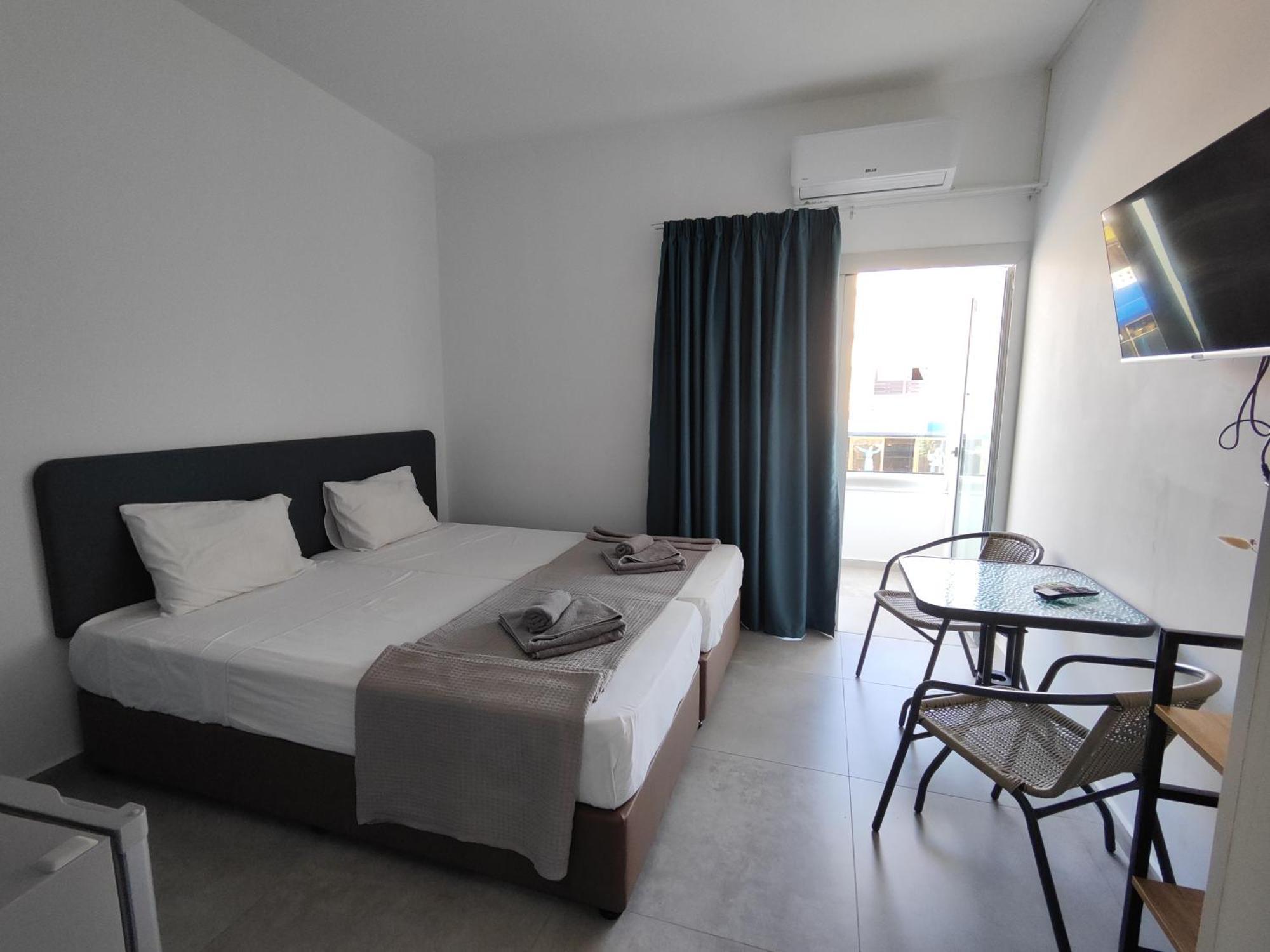 Sun Plaza Suites - Adults Only Айя-Напа Экстерьер фото