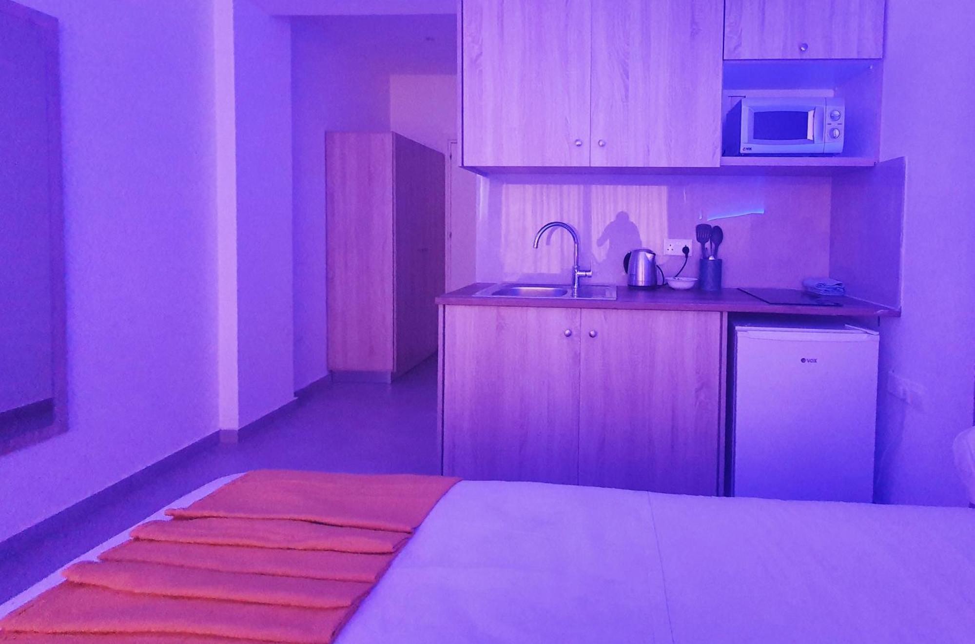 Sun Plaza Suites - Adults Only Айя-Напа Экстерьер фото