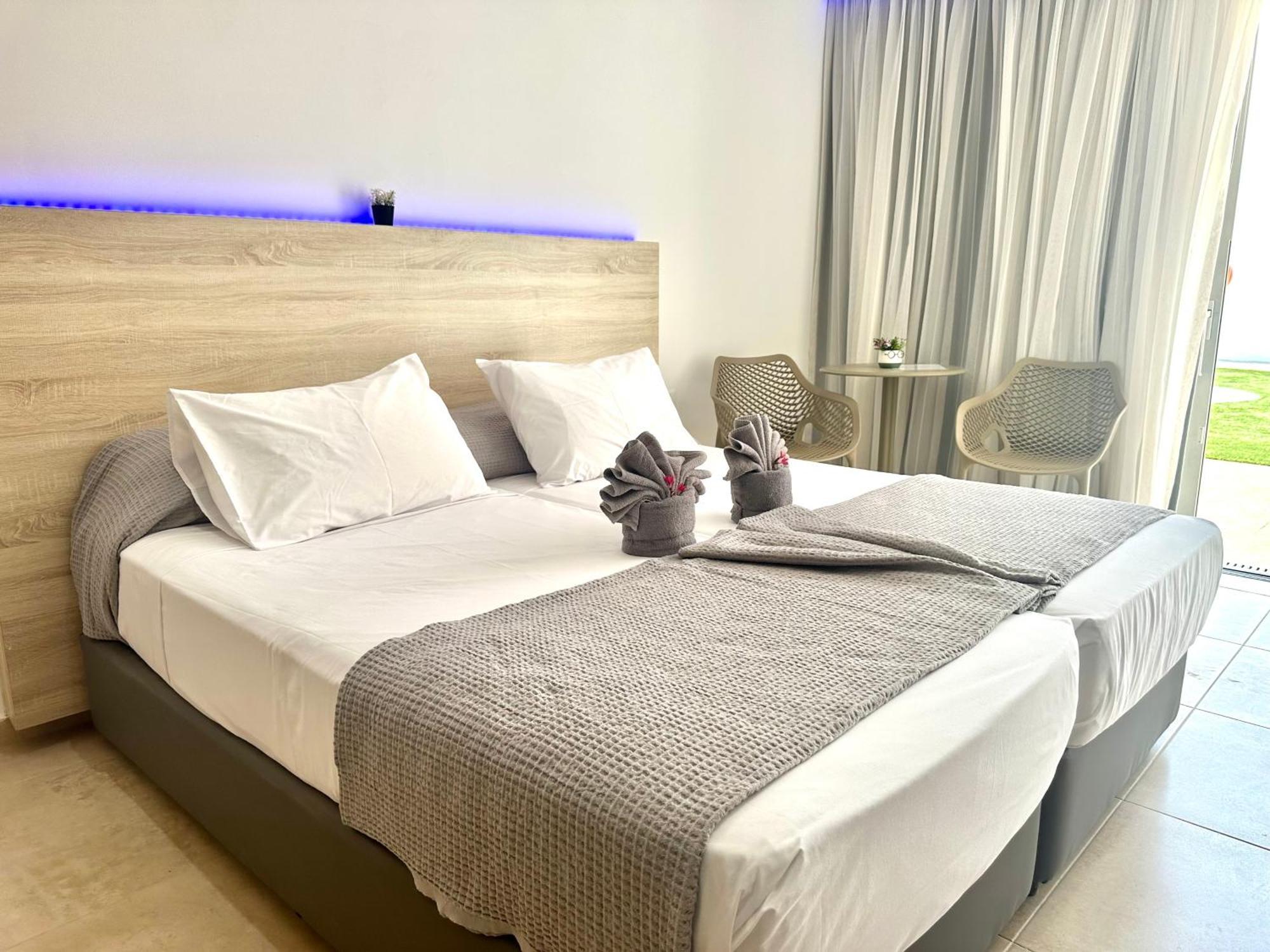 Sun Plaza Suites - Adults Only Айя-Напа Экстерьер фото