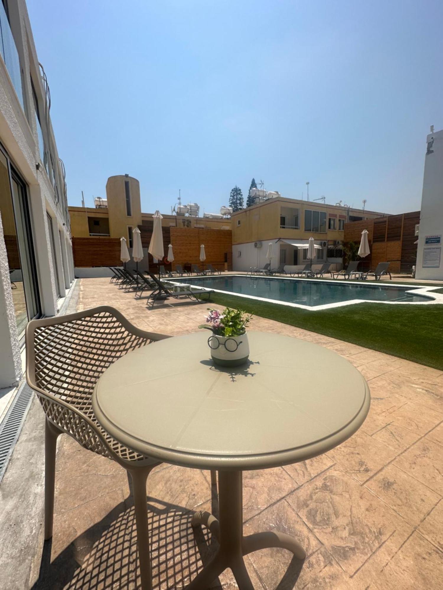 Sun Plaza Suites - Adults Only Айя-Напа Экстерьер фото