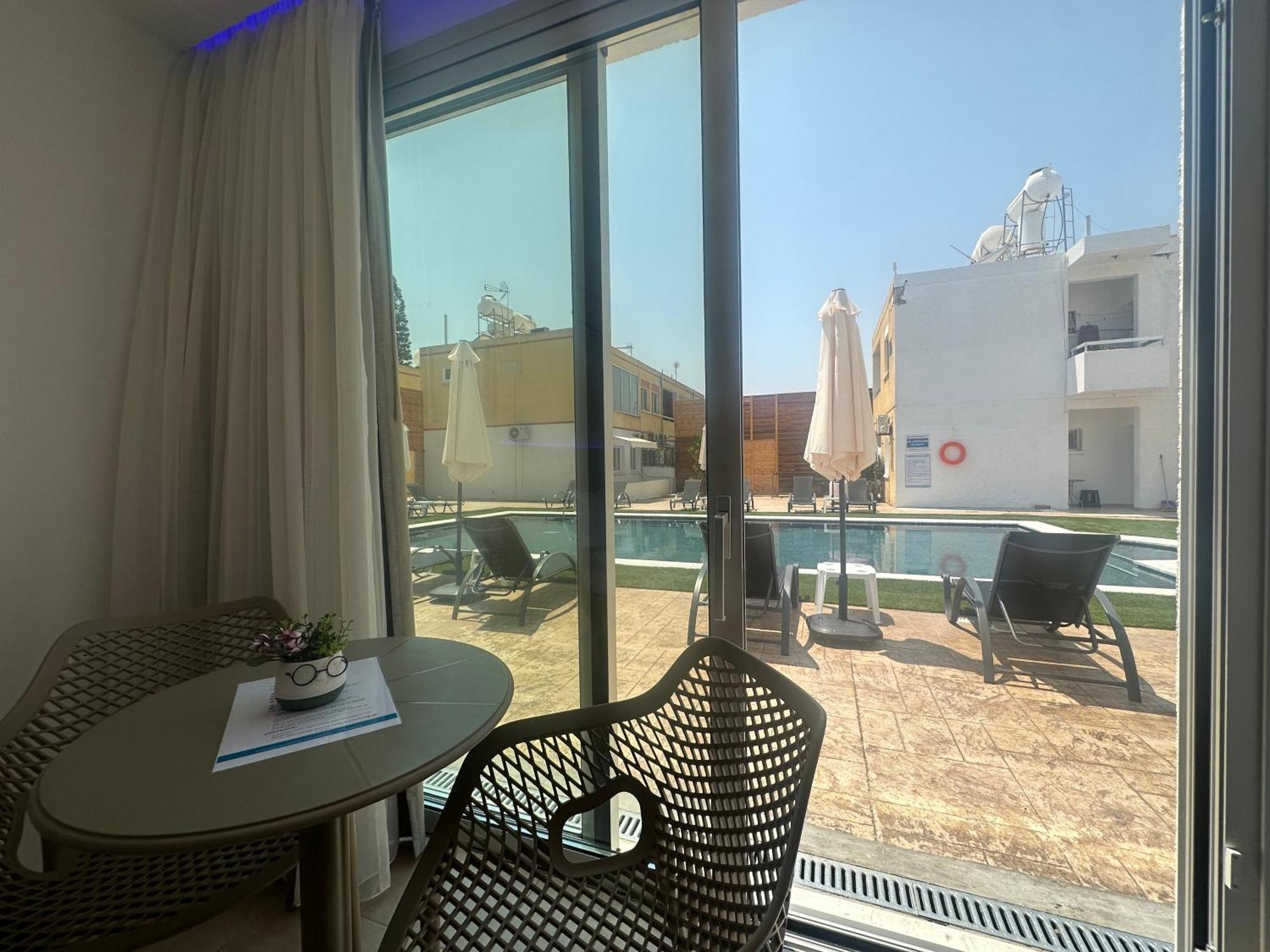 Sun Plaza Suites - Adults Only Айя-Напа Экстерьер фото