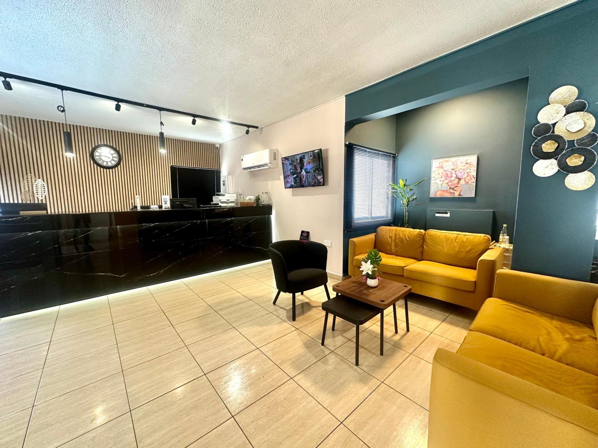 Sun Plaza Suites - Adults Only Айя-Напа Экстерьер фото